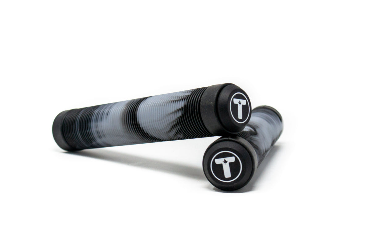 Trynyty Puños v2 Swirl Negro & Transparente